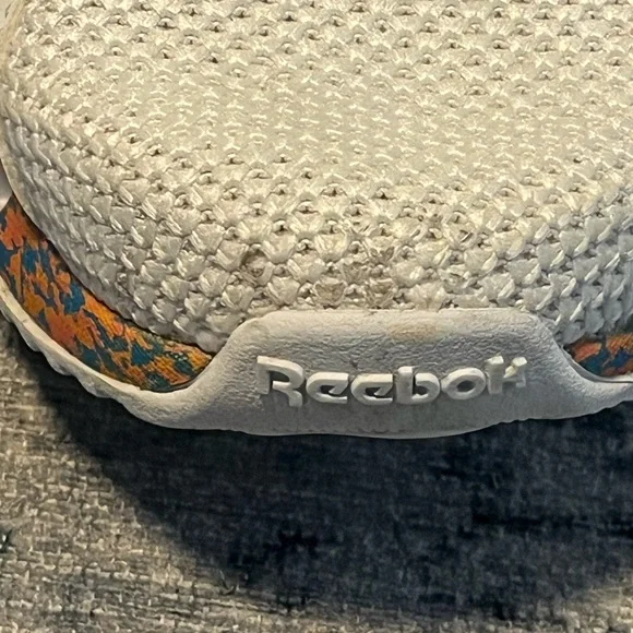 Reebok Zig Dynamica Women’s athletic shoes - Picture 5 of 7